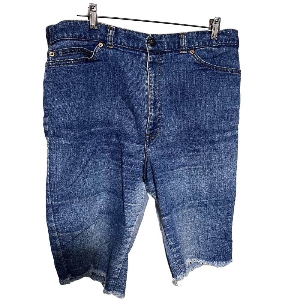 Vintage Levi's Jean Shorts orange tab women's 34 cut off raw hem bermuda mom